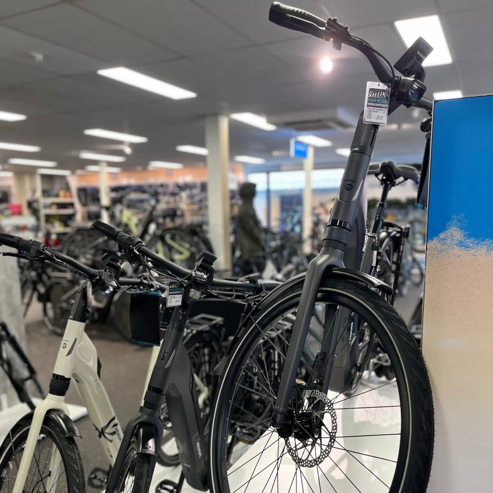 E-bikes showroom 3